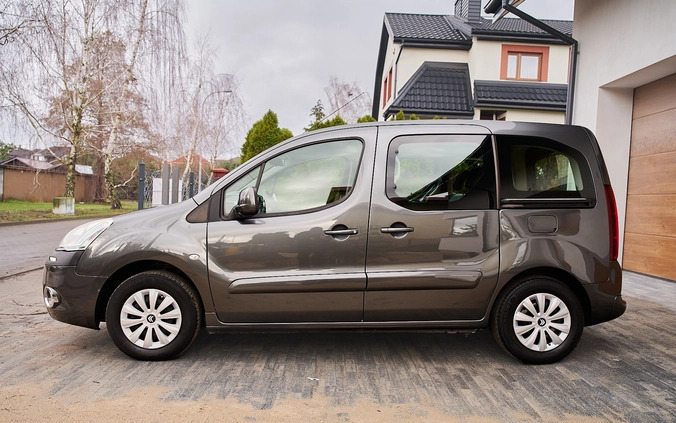 Citroen Berlingo cena 29900 przebieg: 232000, rok produkcji 2014 z Płock małe 781